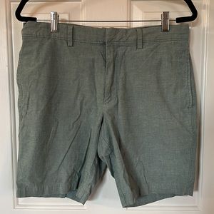 Banana Republic Aiden Club Short 9” inseam
